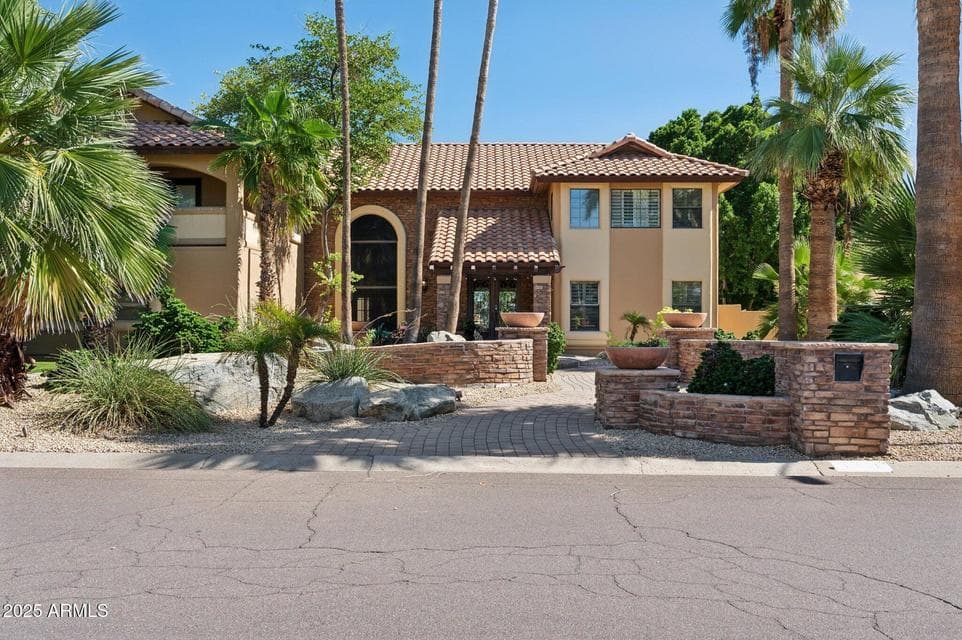 11621 S BLACKFOOT Drive, Phoenix, AZ 85044 — photo 1 of 92