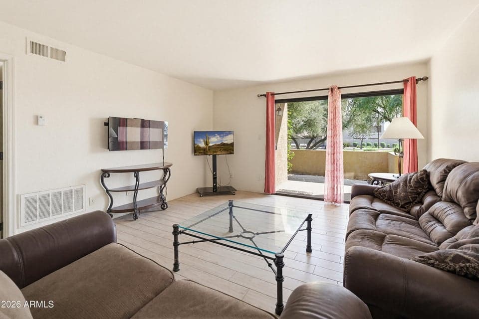 8500 E INDIAN SCHOOL Road 107, Scottsdale, AZ 85251 — photo 1 of 29