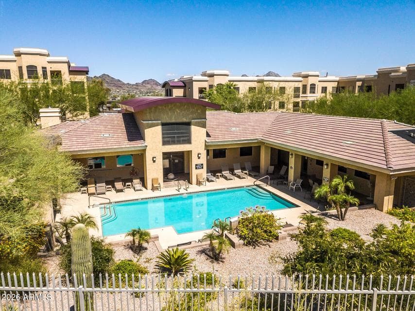 9820 N CENTRAL Avenue 132, Phoenix, AZ 85020 — photo 1 of 40