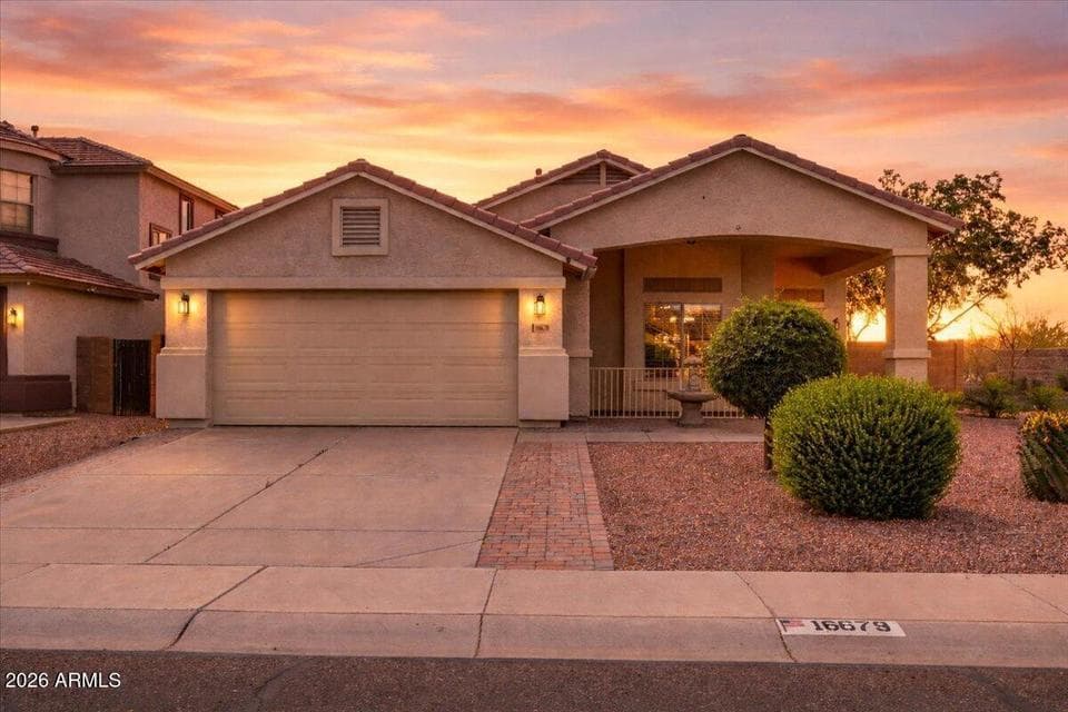 16679 W SAGUARO Lane, Surprise, AZ 85388 — photo 1 of 44