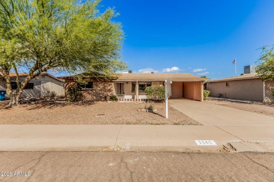 1161 S OCOTILLO Drive, Apache Junction, AZ 85120 — photo 1 of 23