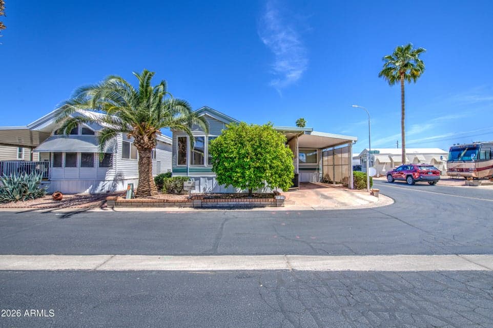 111 S GREENFIELD Road 326, Mesa, AZ 85206 — photo 1 of 25