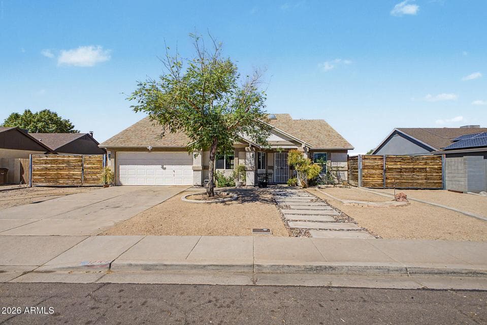 12102 N 79TH Avenue, Peoria, AZ 85345 — photo 1 of 29