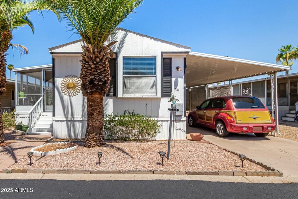 2650 W UNION HILLS Drive OFC, Phoenix, AZ 85027 — photo 1 of 23
