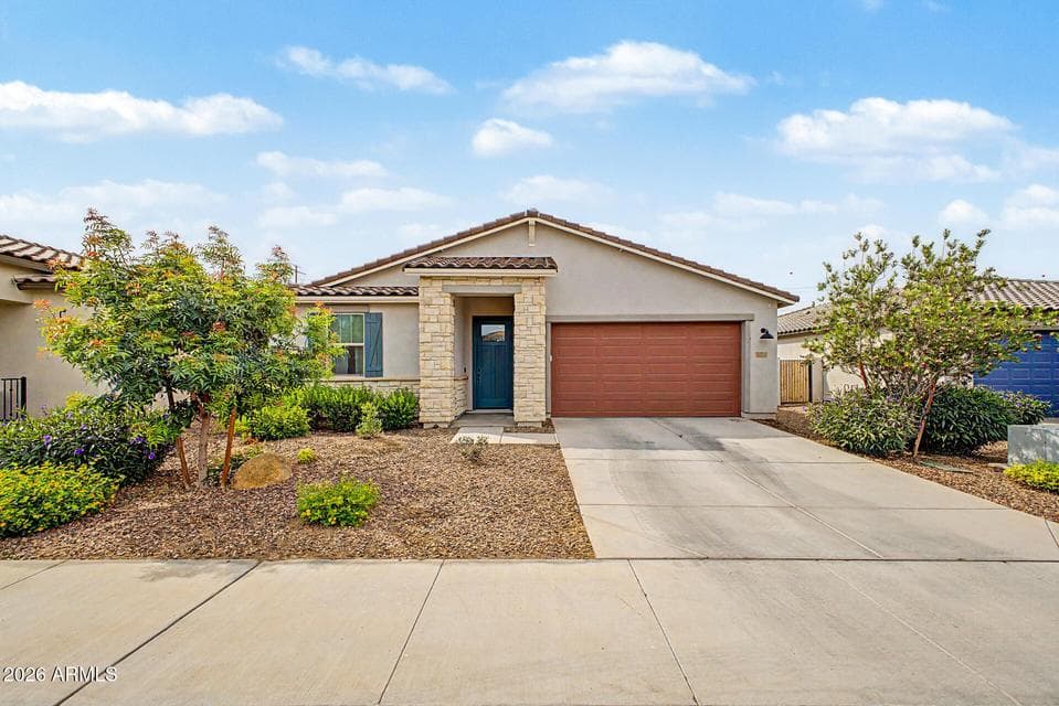 12711 W PARKWAY Lane, Avondale, AZ 85323 — photo 1 of 44