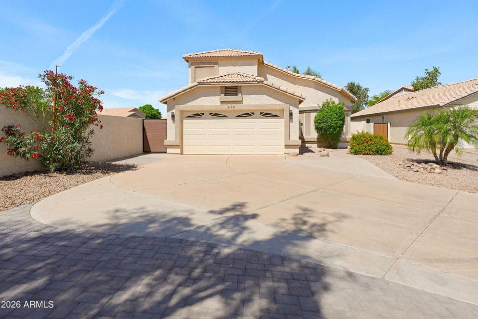 490 S CATALINA Street, Gilbert, AZ 85233 — photo 1 of 41