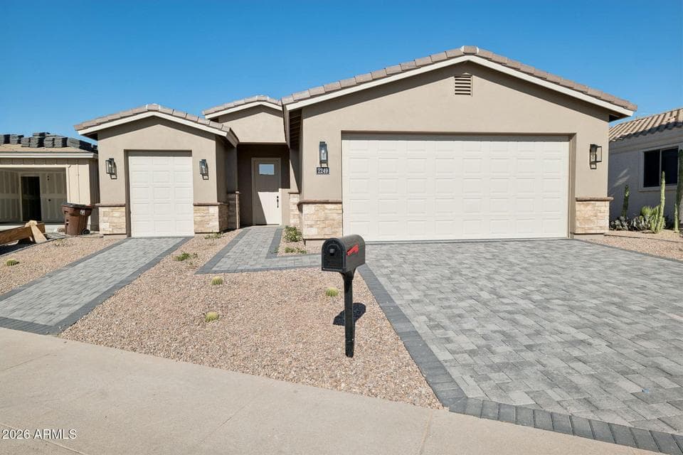 2249 N Shannon Way, Mesa, AZ 85215 — photo 1 of 27