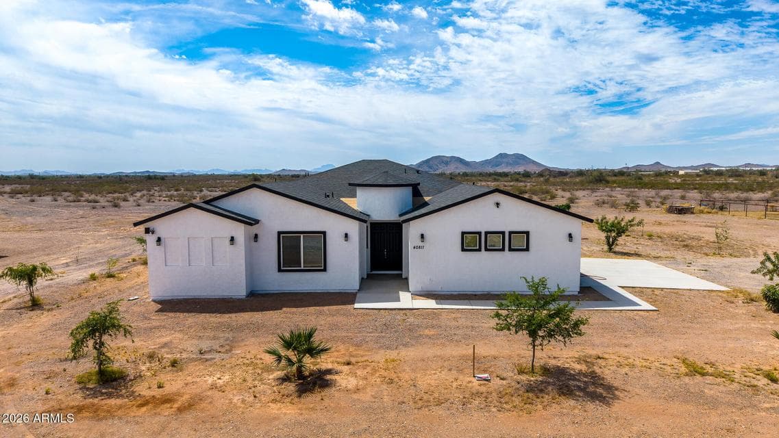40811 W GEORGIA Avenue, Tonopah, AZ 85354 — photo 1 of 46