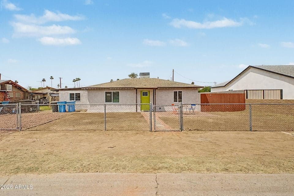 4216 N 31st Drive, Phoenix, AZ 85017 — photo 1 of 21