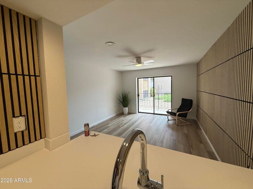 3033 E DEVONSHIRE Avenue 1001, Phoenix, AZ 85016 — photo 1 of 29