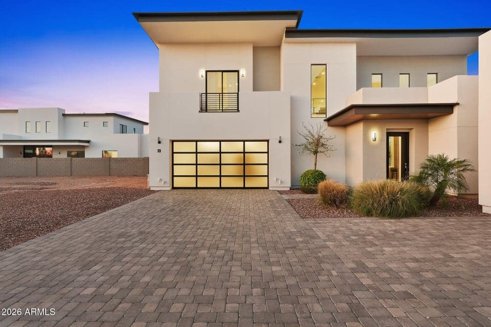 100 W Northern Avenue 6, Phoenix, AZ 85021 — photo 1 of 32