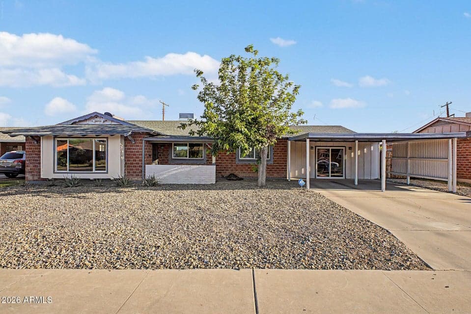 3925 W KRALL Street, Phoenix, AZ 85019 — photo 1 of 30