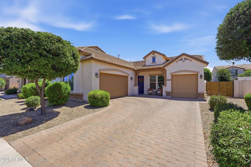 3901 E POWELL Place, Chandler, AZ 85249 — photo 1 of 47
