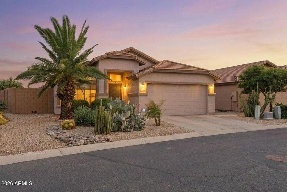 31267 N CLARIDGE Circle, San Tan Valley, AZ 85143 — photo 1 of 50