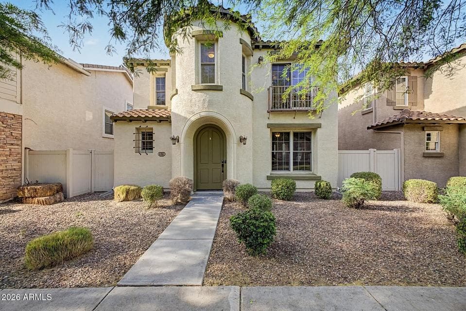 4761 E WOODSIDE Way, Gilbert, AZ 85297 — photo 1 of 39