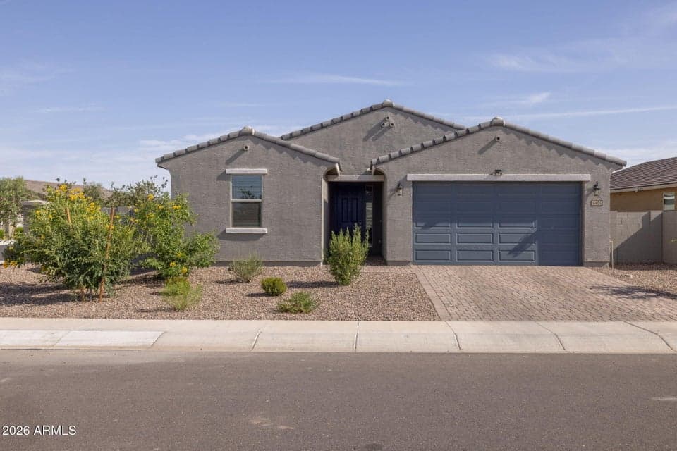 4401 W JOSEPHINE Street, San Tan Valley, AZ 85144 — photo 1 of 41