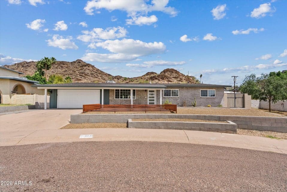 8515 N 13th Place, Phoenix, AZ 85020 — photo 1 of 51