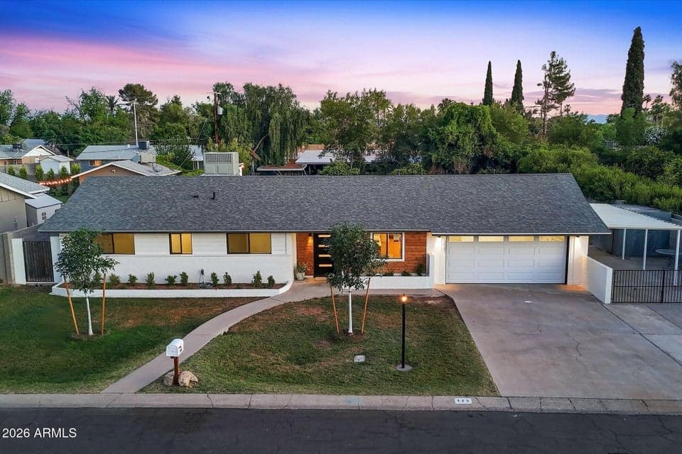 325 W LOMA Lane, Phoenix, AZ 85021 — photo 1 of 30