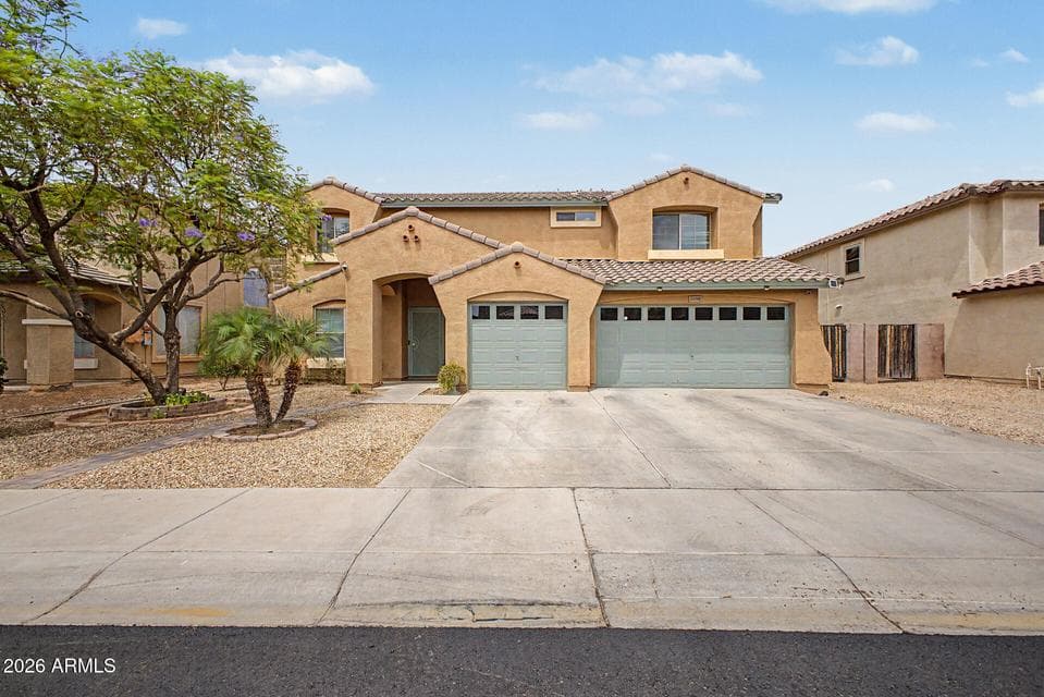 2916 W GLASS Lane, Phoenix, AZ 85041 — photo 1 of 36