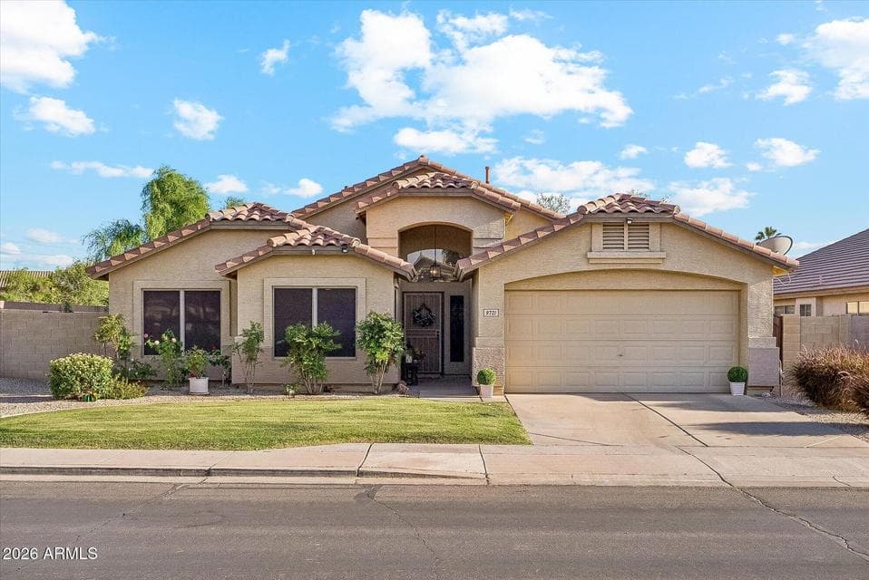 9721 E OBISPO Avenue SE, Mesa, AZ 85212 — photo 1 of 36
