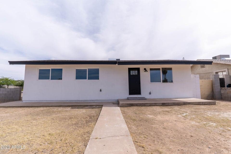 1301 W SUNLAND Avenue, Phoenix, AZ 85041 — photo 1 of 47