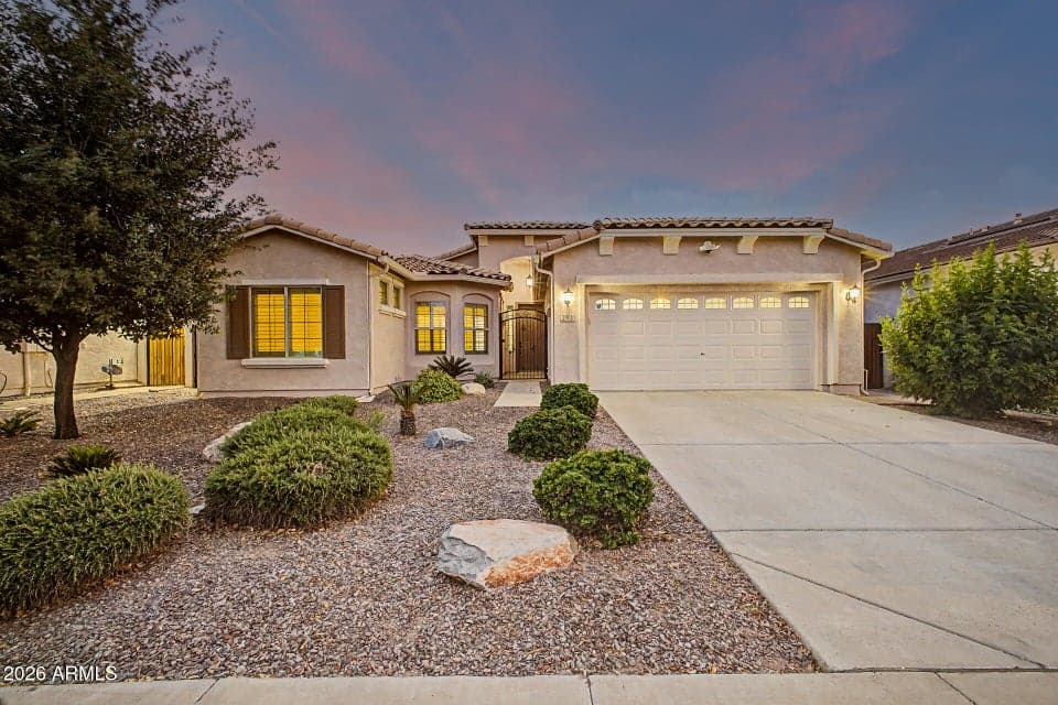 2973 E SANTA FE Lane, Gilbert, AZ 85297 — photo 1 of 49