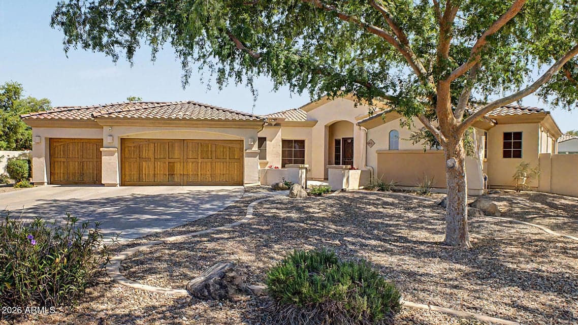 975 E COUNTY DOWN Drive, Chandler, AZ 85249 — photo 1 of 44