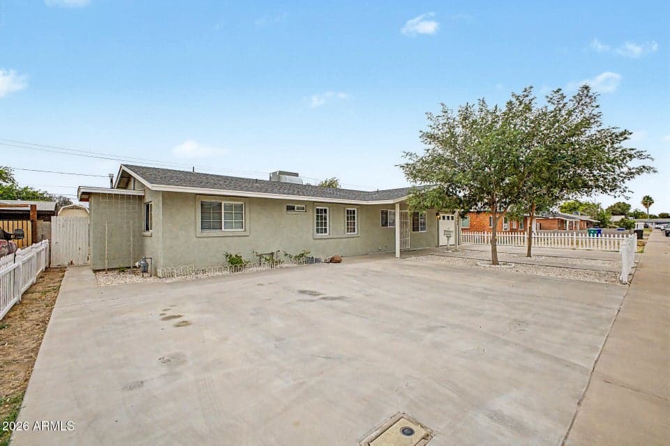 1043 W 5TH Street, Mesa, AZ 85201 — photo 1 of 30