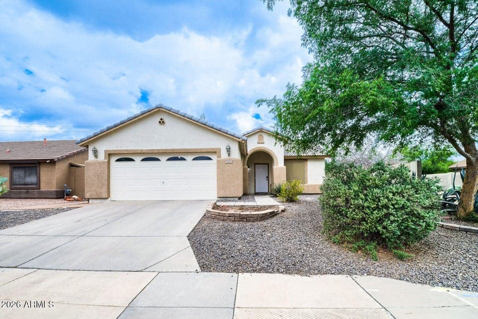 7634 E DOVER Street, Mesa, AZ 85207 — photo 1 of 28