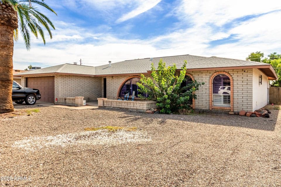 3033 W NORTHVIEW Avenue, Phoenix, AZ 85051 — photo 1 of 39