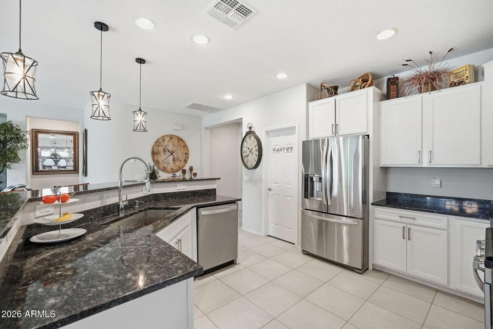 6624 W Sonoma Way, Florence, AZ 85132 — photo 1 of 40
