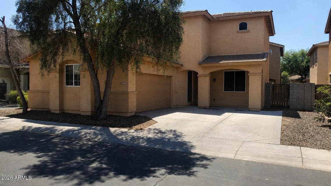 7424 S 27TH Terrace, Phoenix, AZ 85042 — photo 1 of 9
