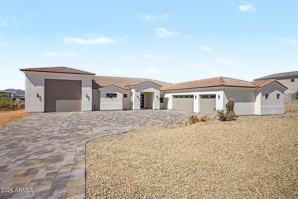612 E AMBER SUN Drive, Phoenix, AZ 85085 — photo 1 of 53