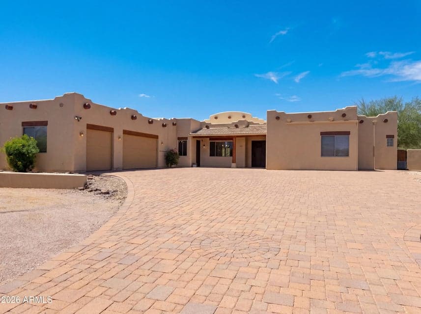 4496 S KINGS RANCH Road, Gold Canyon, AZ 85118 — photo 1 of 22