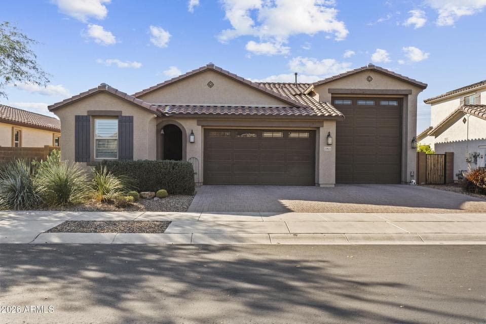 21822 S 228TH Place, Queen Creek, AZ 85142 — photo 1 of 38