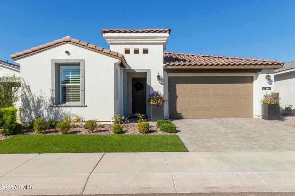 17400 W AUBURN Street, Surprise, AZ 85388 — photo 1 of 34