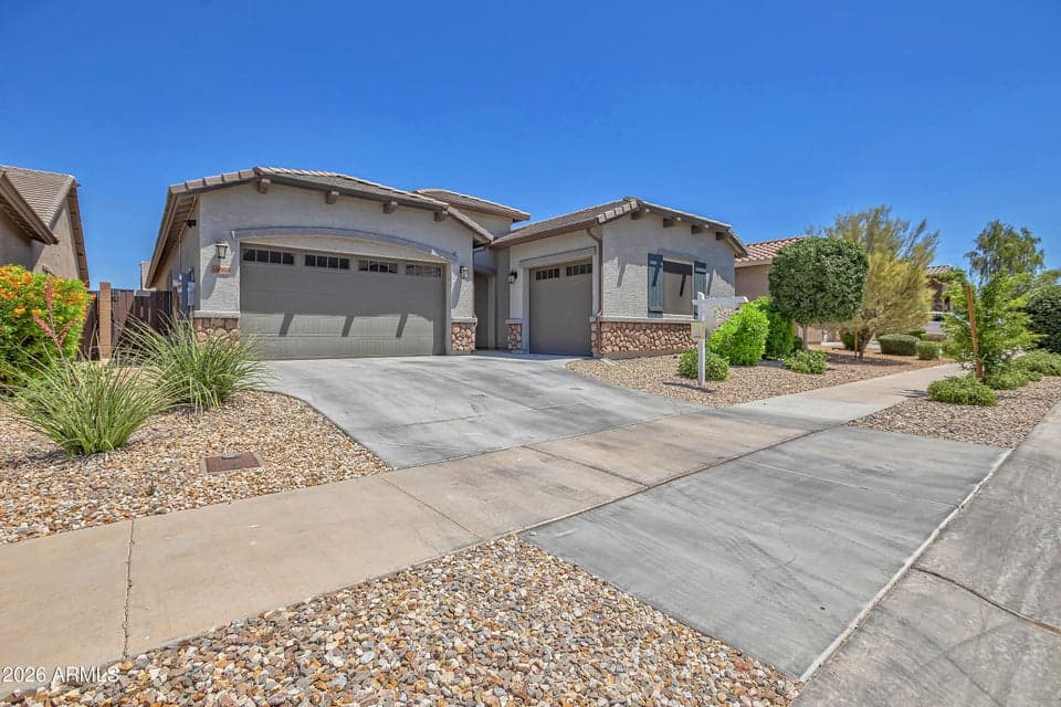 18868 W LAUREL Lane, Surprise, AZ 85388 — photo 1 of 40