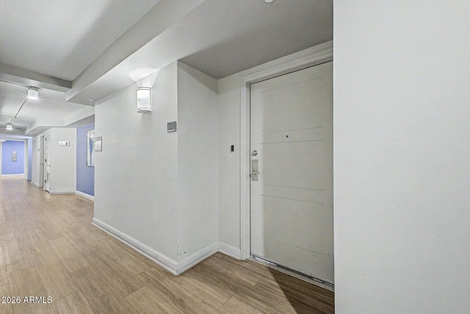 535 W THOMAS Road 513, Phoenix, AZ 85013 — photo 1 of 34