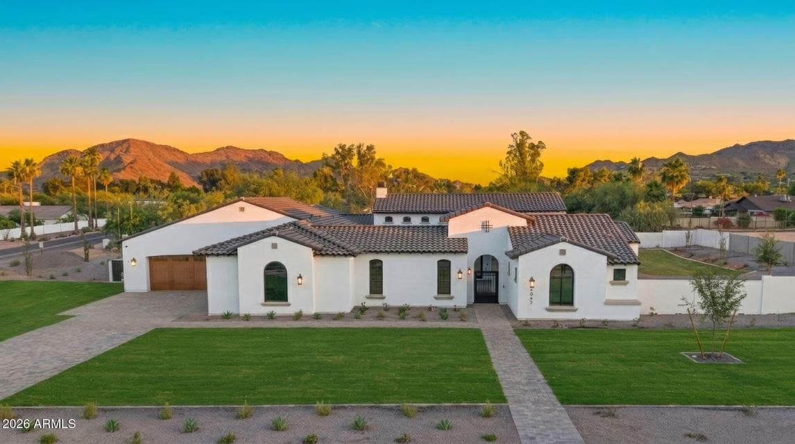 4945 E MOUNTAIN VIEW Road, Paradise Valley, AZ 85253 — photo 1 of 62