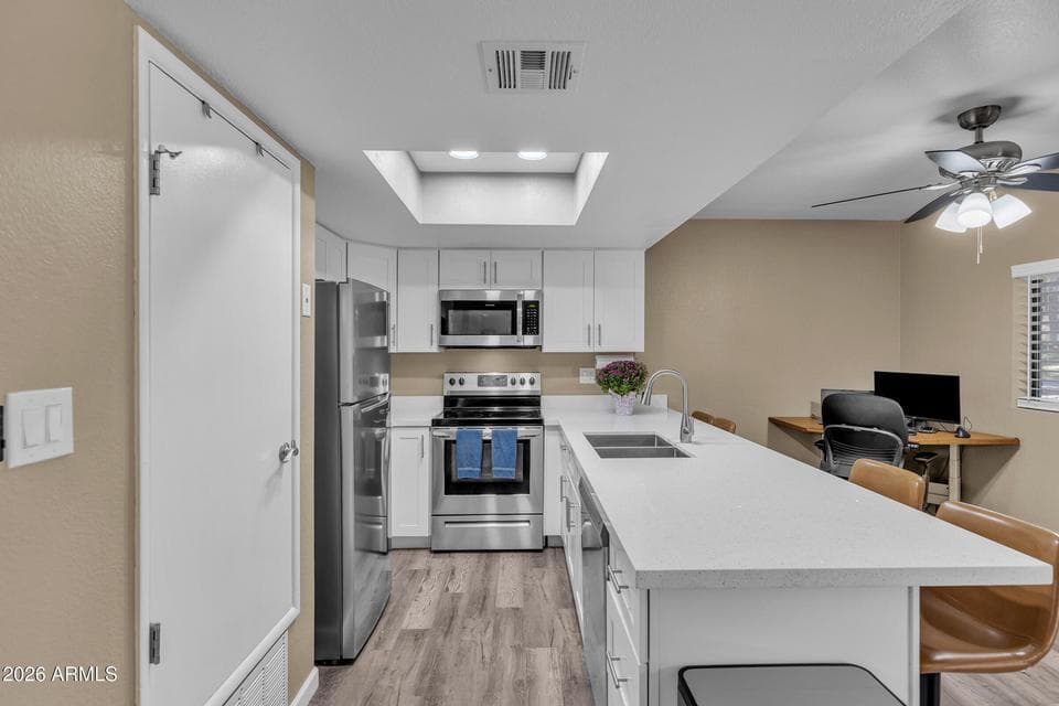 18811 N 19TH Avenue 1015, Phoenix, AZ 85027 — photo 1 of 25