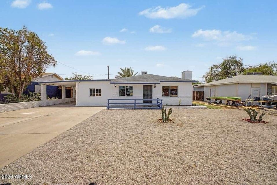 2827 W CAVALIER Drive, Phoenix, AZ 85017 — photo 1 of 31
