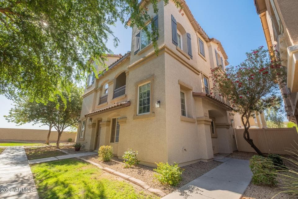 1339 S OWL Drive, Gilbert, AZ 85296 — photo 1 of 26