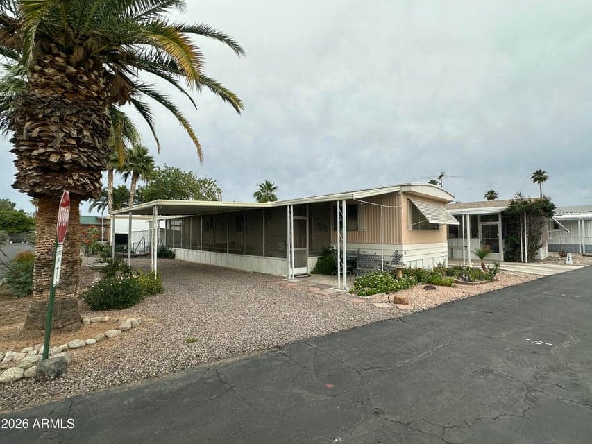 15606 S Gilbert Road 101, Chandler, AZ 85225 — photo 1 of 10