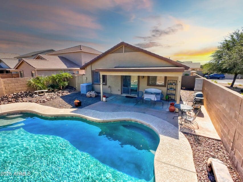Cool off and unwind here as you listen to the cascading water from your water feature.