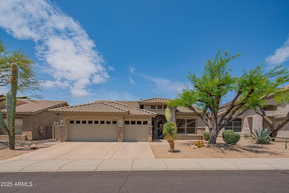 4374 E LARIAT Lane, Phoenix, AZ 85050 — photo 1 of 61