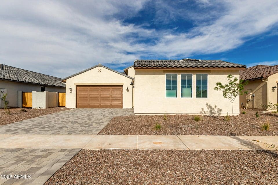 1285 E Ridgerock Loop, Casa Grande, AZ 85122 — photo 1 of 33