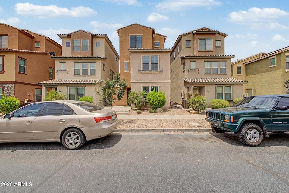 2026 N 77TH Drive, Phoenix, AZ 85035 — photo 1 of 24