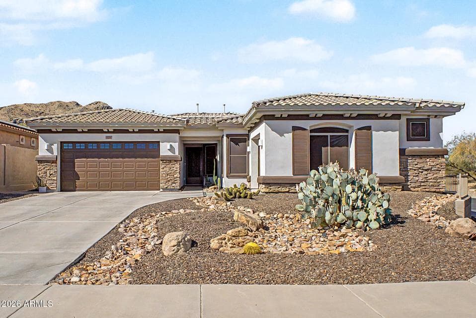 2704 W NIGHTHAWK Way, Phoenix, AZ 85045 — photo 1 of 35