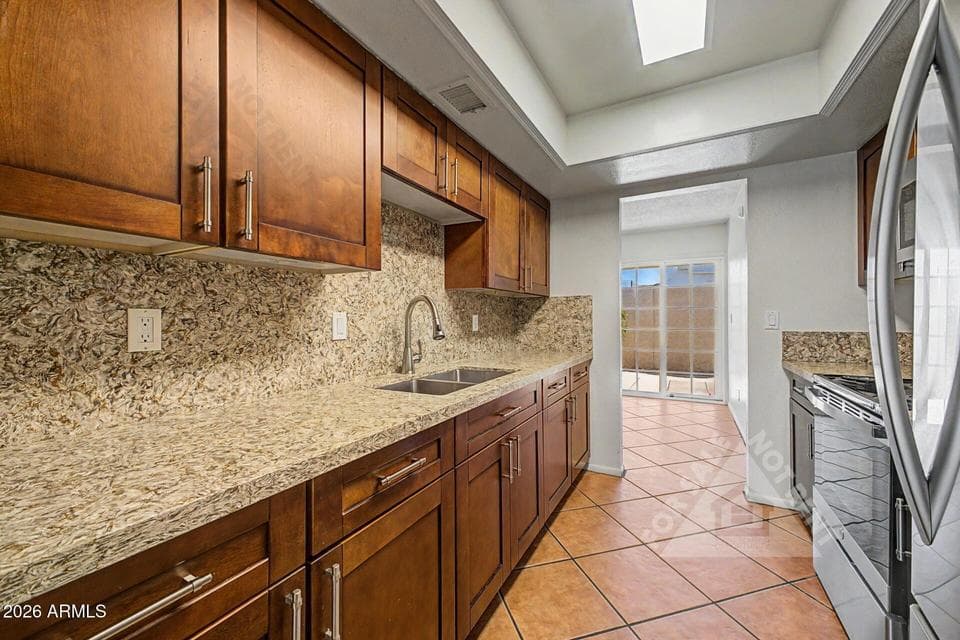 Stainless appliances