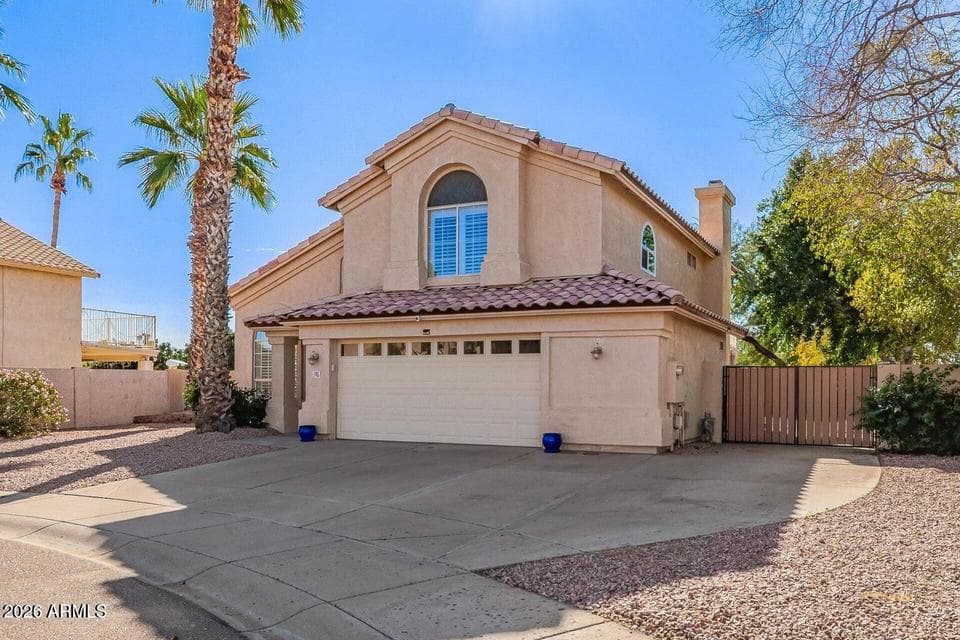 1021 W Kings Avenue, Phoenix, AZ 85023 — photo 1 of 46